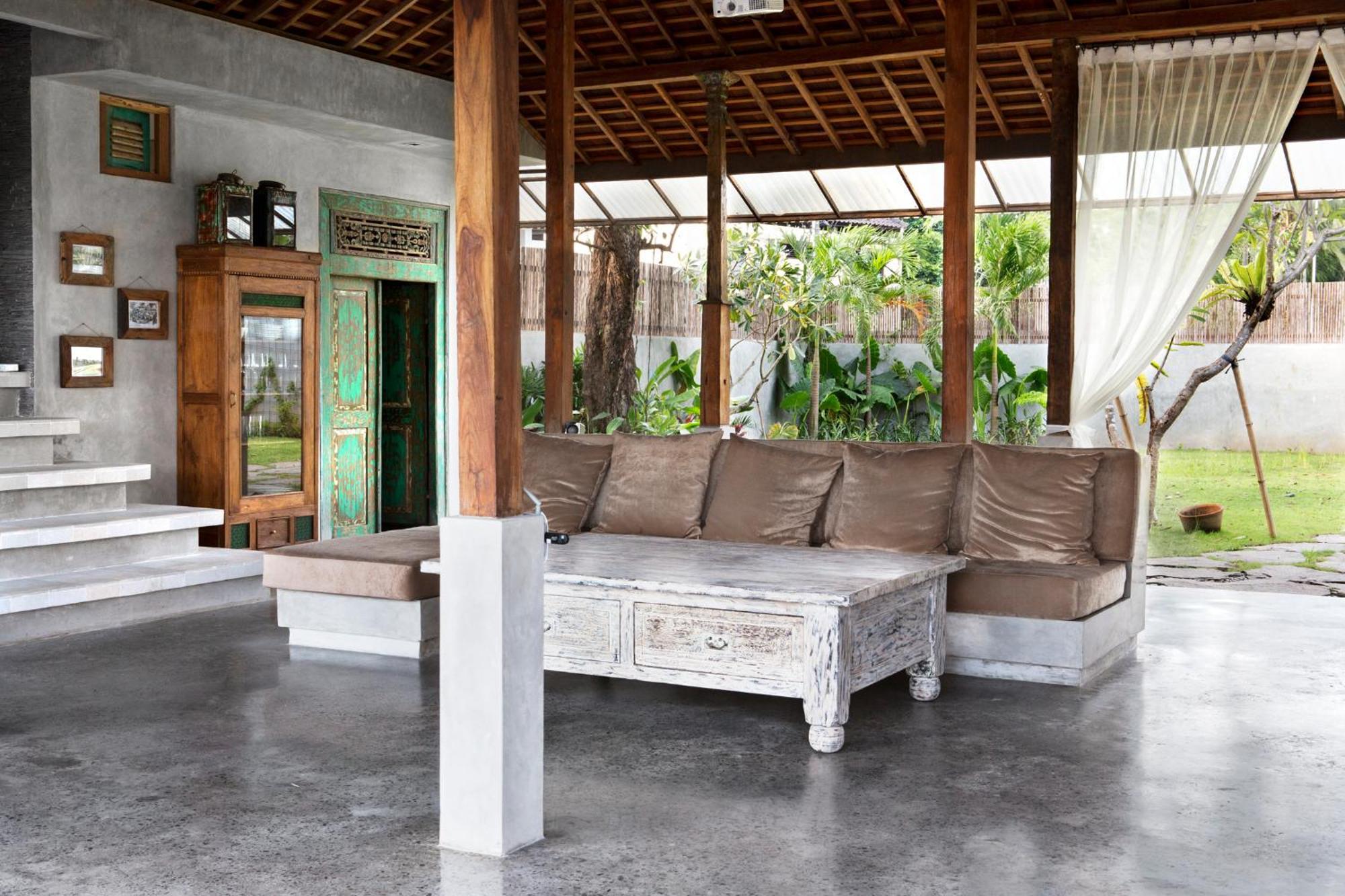 Surflodge Limasan Bali 科洛布坎 外观 照片